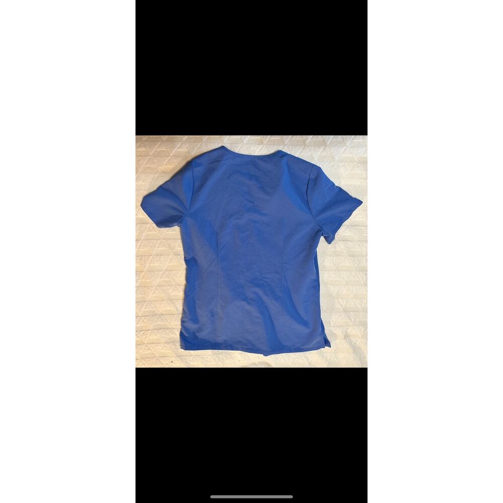Figs Scrub Top - Picture 7 of 8